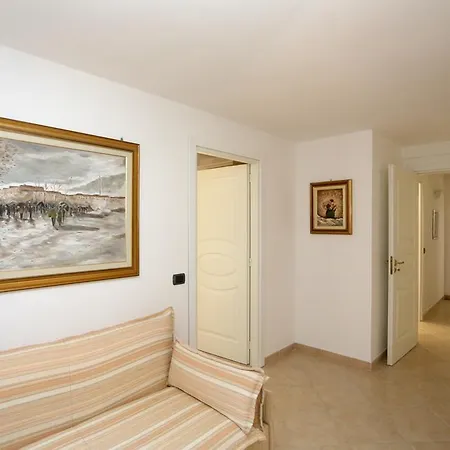 Le Roverelle Di Gorleri Pensión 3*